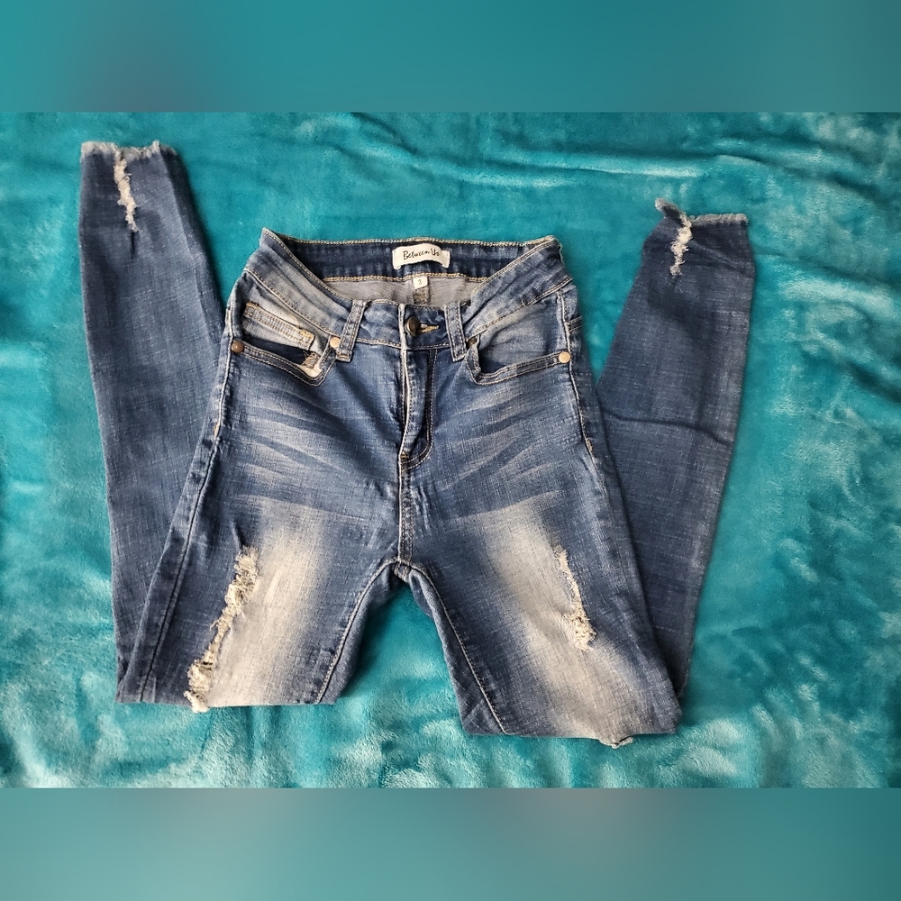 Women's Bottoms Up Distressed Skinny Jeans Size 3 - Picture 3 of 9